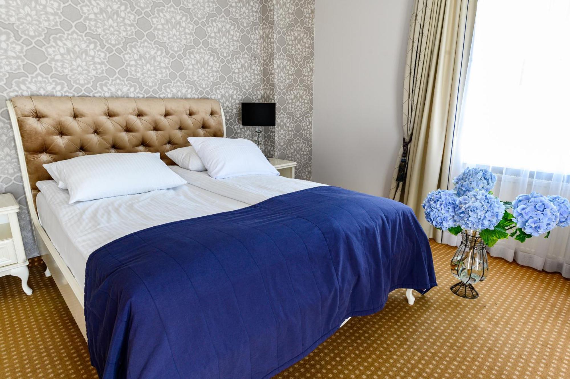 Moris Boutique Beach Hotel กดัญสก์ ภายนอก รูปภาพ
