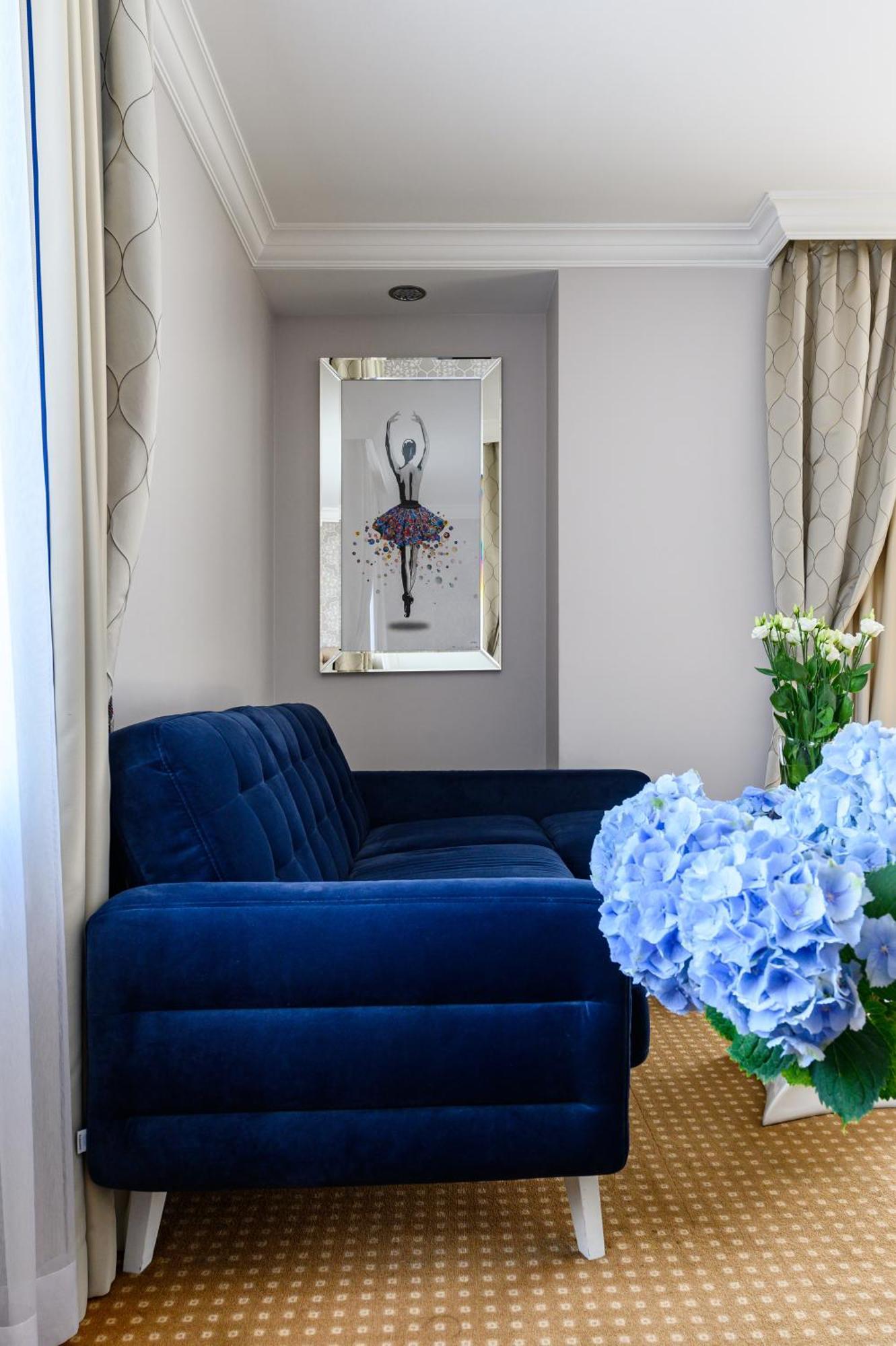 Moris Boutique Beach Hotel กดัญสก์ ภายนอก รูปภาพ